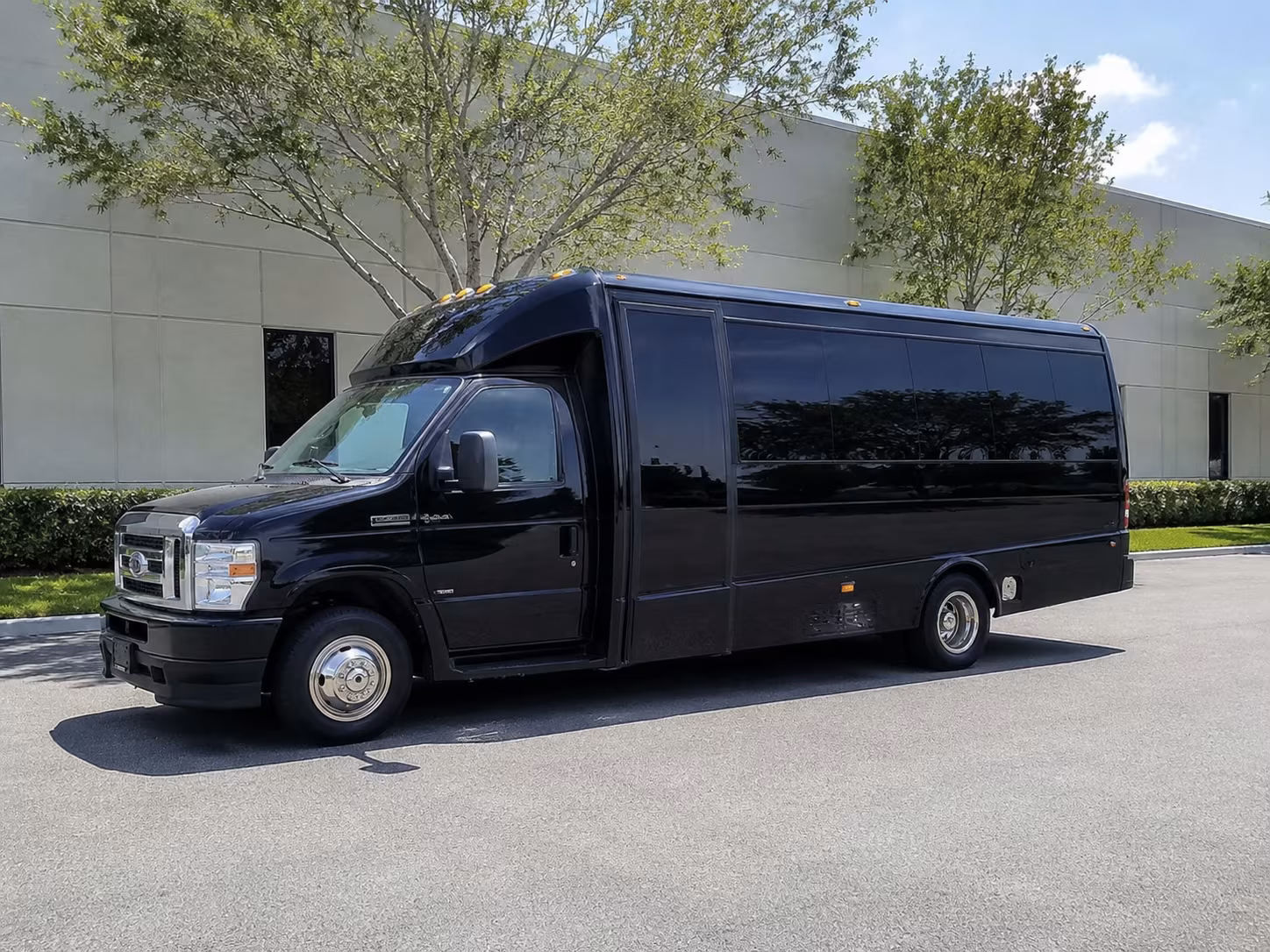 danburycharterbuscompany com lets you find bus rentals to uconn games hartford yard goats and bridgeport arena events