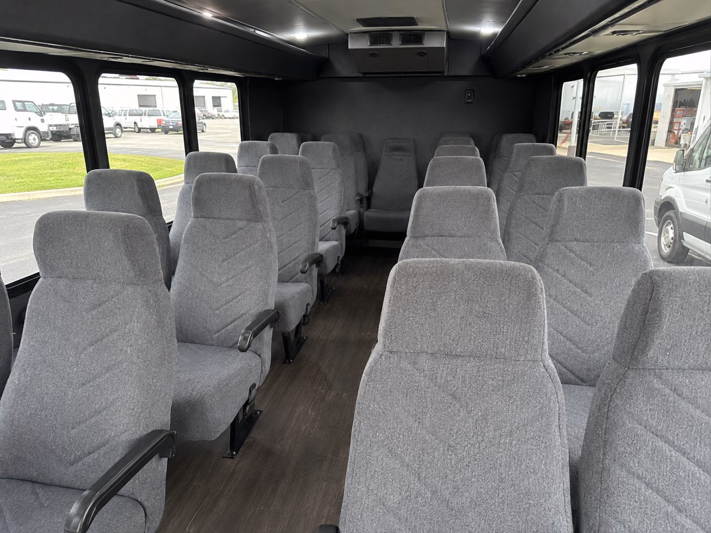 new rochelle discreet military and government shuttles for your group