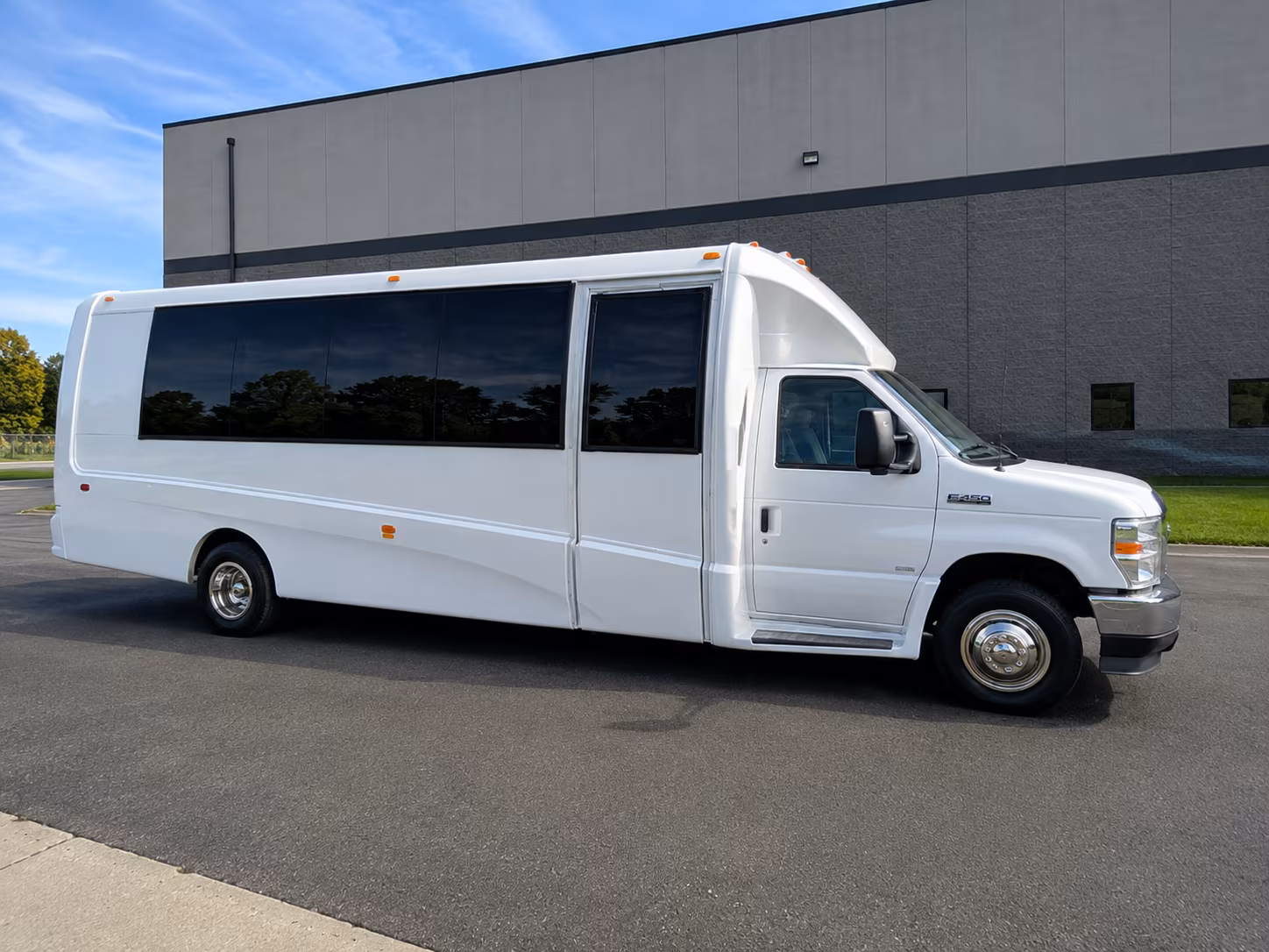 new rochelle ride in comfort with new rochelle religious group bus rentals