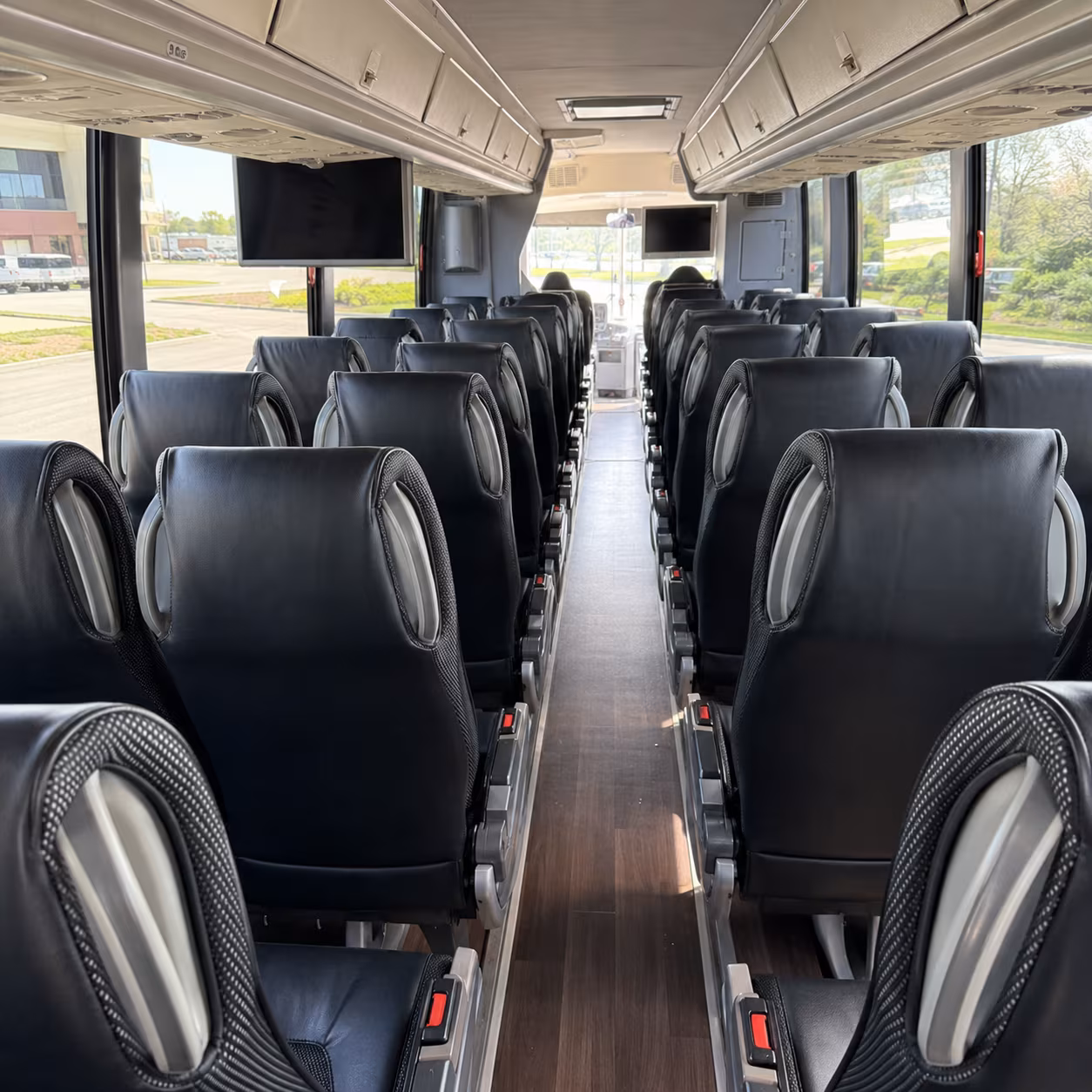 stamford charter bus rentals for airport transfers