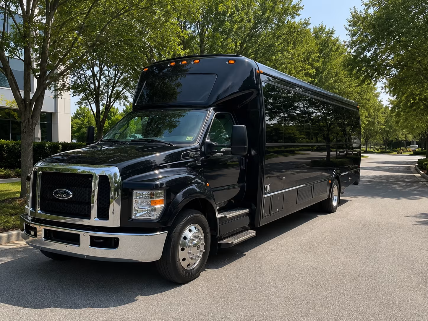 stamford danbury charter buses