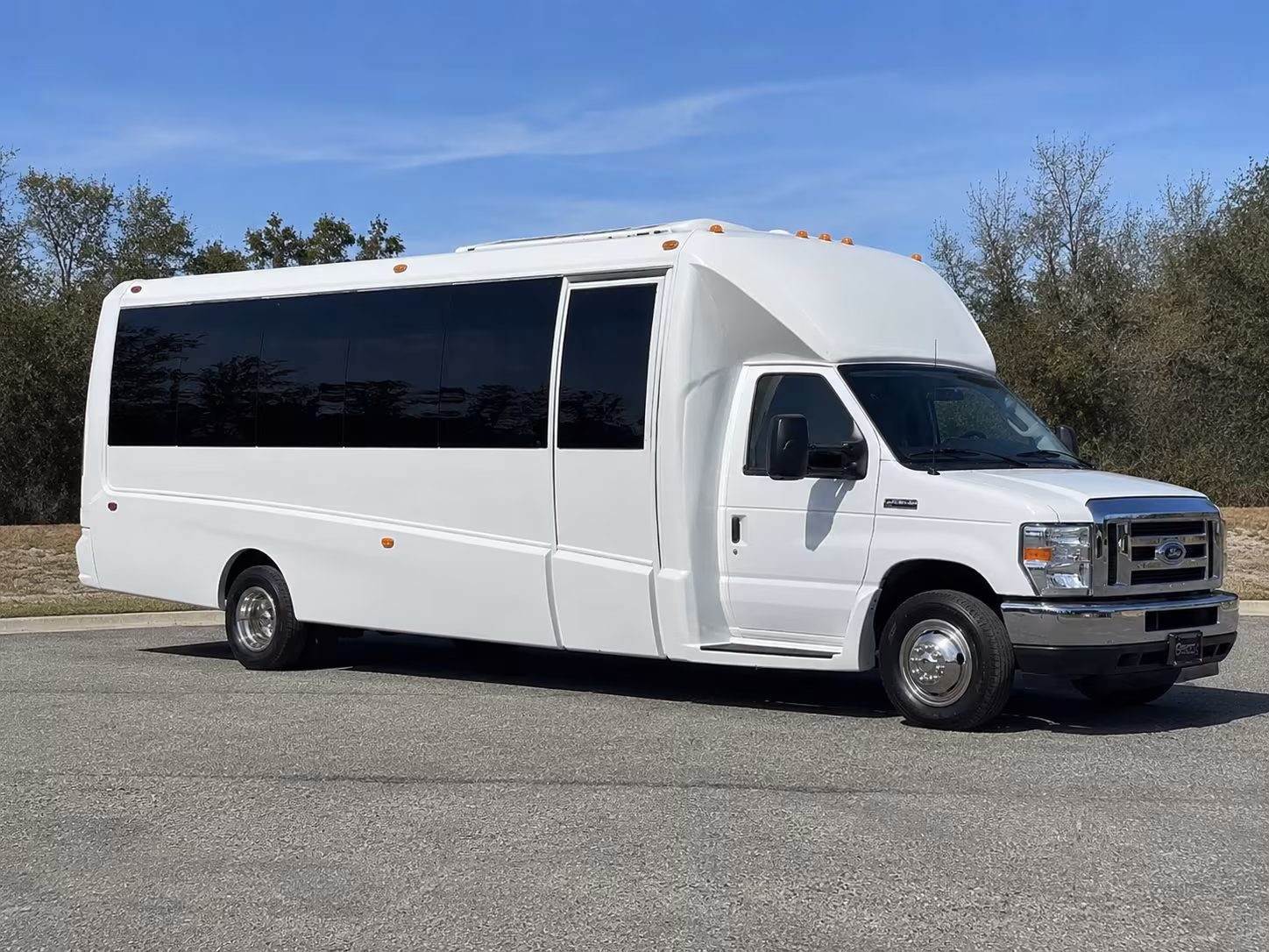 white plains bus rentals